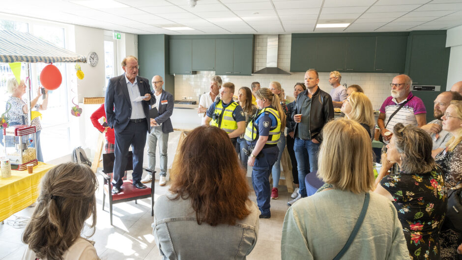 24-uursopvang Helderseweg Alkmaar geopend door Wethouder Arie Epskamp