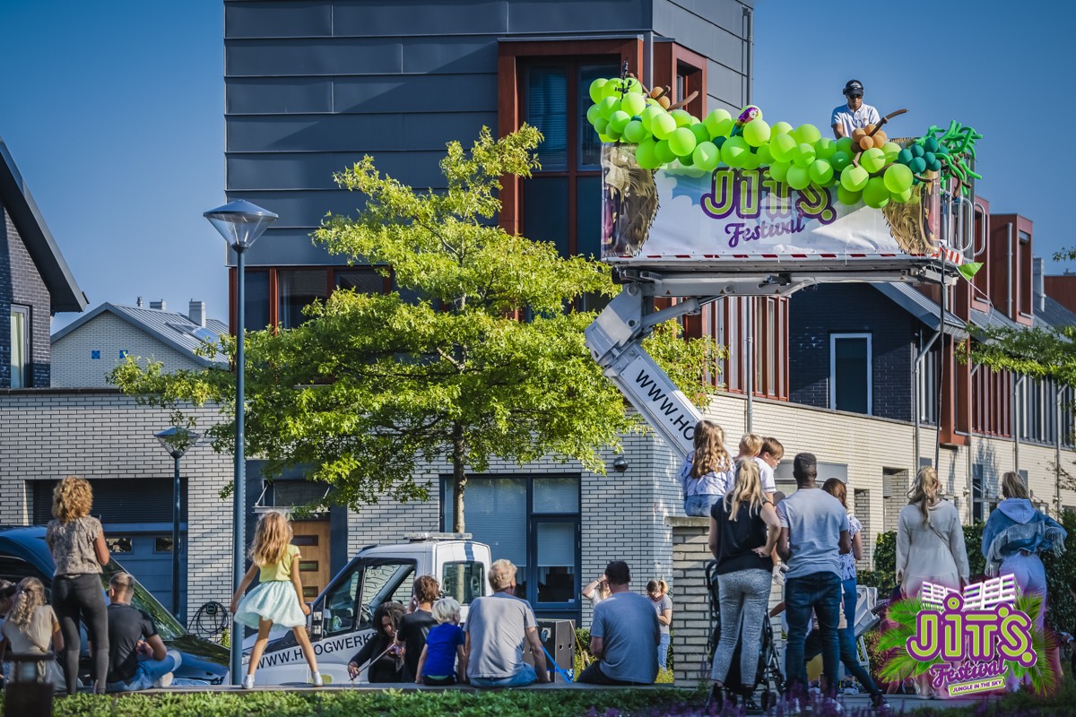 Jungle in The Sky brengt cultuur, kunst en spektakel naar Noord-Hollandse buurten