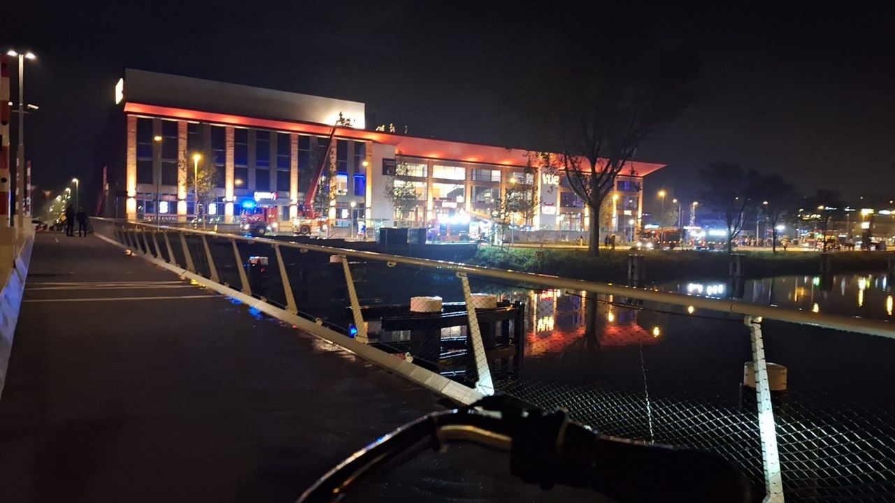 Brandweer rukt uit voor melding bij Casino en VUE