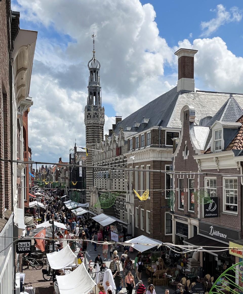 Zondag 7 juli Alkmaar Shopping mark. Gezellig struinen langs tientallen kramen!