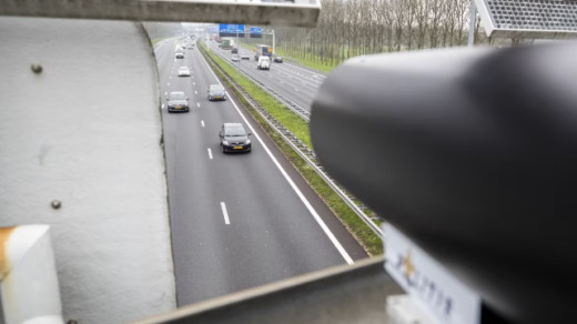 Verkeerspolitie in Noord-Holland handhaaft op onnodig links rijden