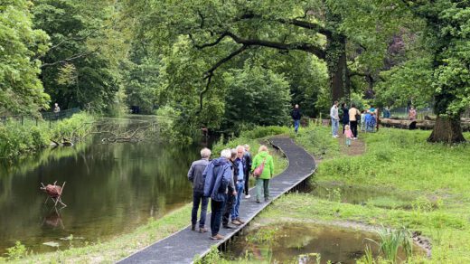 Natuurontdekpad bij Stadsboerderij de Hout