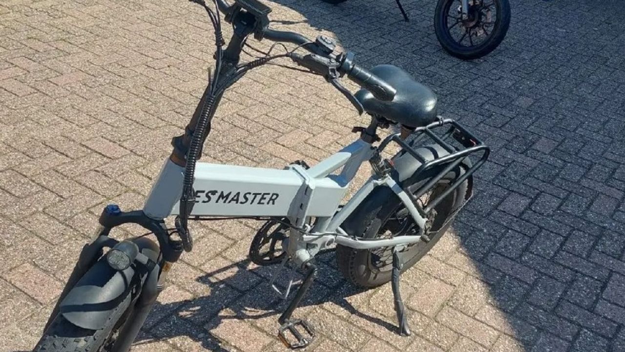 Fatbikers bekeurd tijdens verkeerscontrole op de Vondelstraat