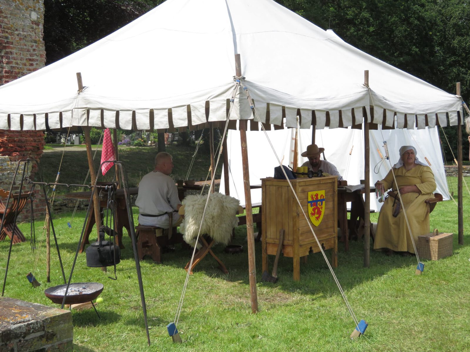 Hoeverdorpsfeest Egmond aan den Hoef vol met historisch gevoel