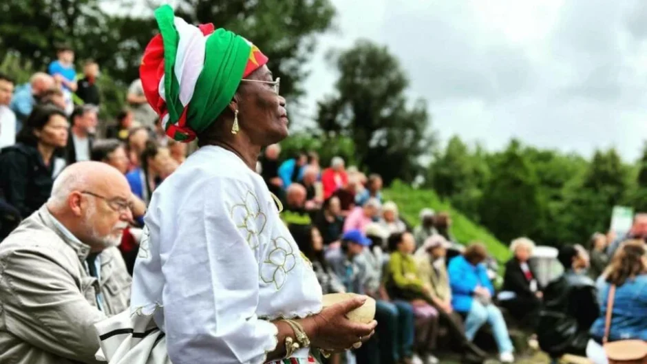 Alkmaar viert Keti Koti in Park De Oude Kwekerij