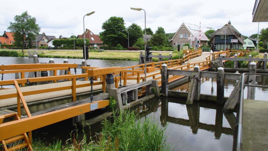 Werkzaamheden aan de Koedijkervlotbrug