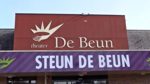 Radboudschool haalt geld op voor Theater De Beun in Heiloo