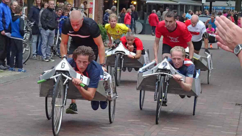 10 augustus Nederlands Kampioen Beddenracen in Bergen