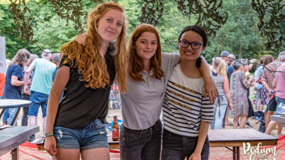 Zondag Podium onder de Boom in De Hout