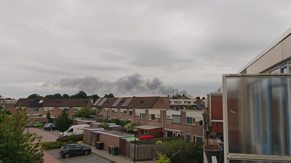 Zeer grote brand in winkel bij Europaboulevard in de Mare