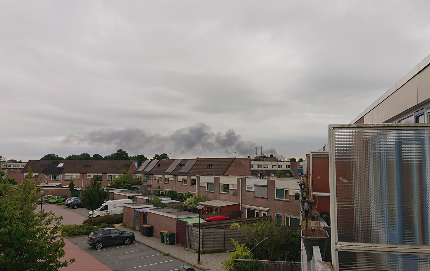 Zeer grote brand in winkel bij Europaboulevard in de Mare