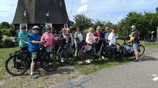 Laatste fietstocht van het seizoen door heel Dijk en Waard