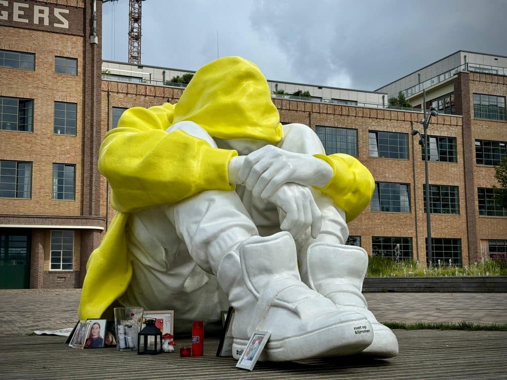 Praat in Alkmaar over zelfdoding bij het beeld ‘Stille Strijd’