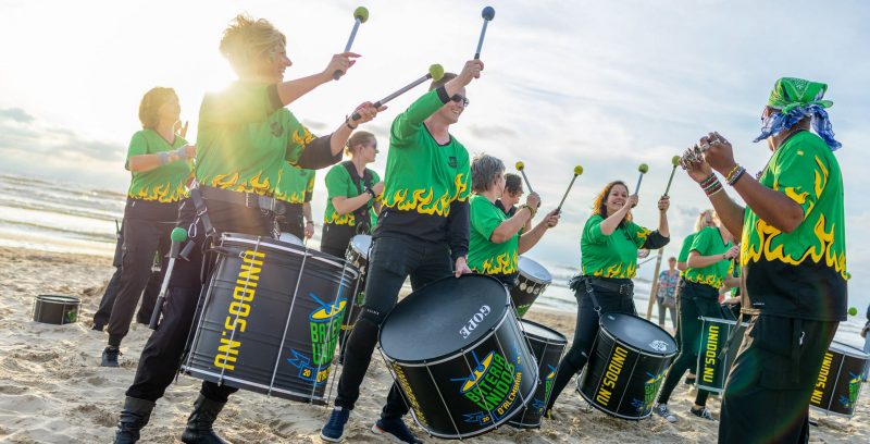 Bateria Unidos d'Alcmaria viert 20-jarig bestaan met groot sambafestival in Vrij Zijn Theater