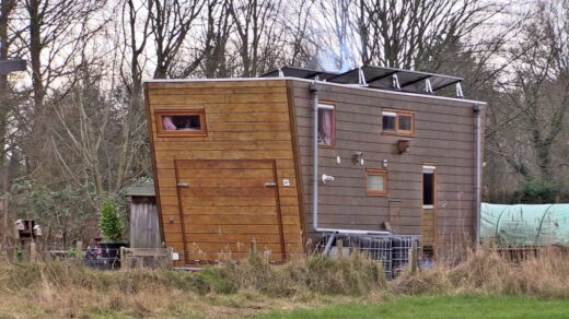 Bouwplan van elf tiny houses aan de Oudendijk in Schoorl blijft een punt van discussie