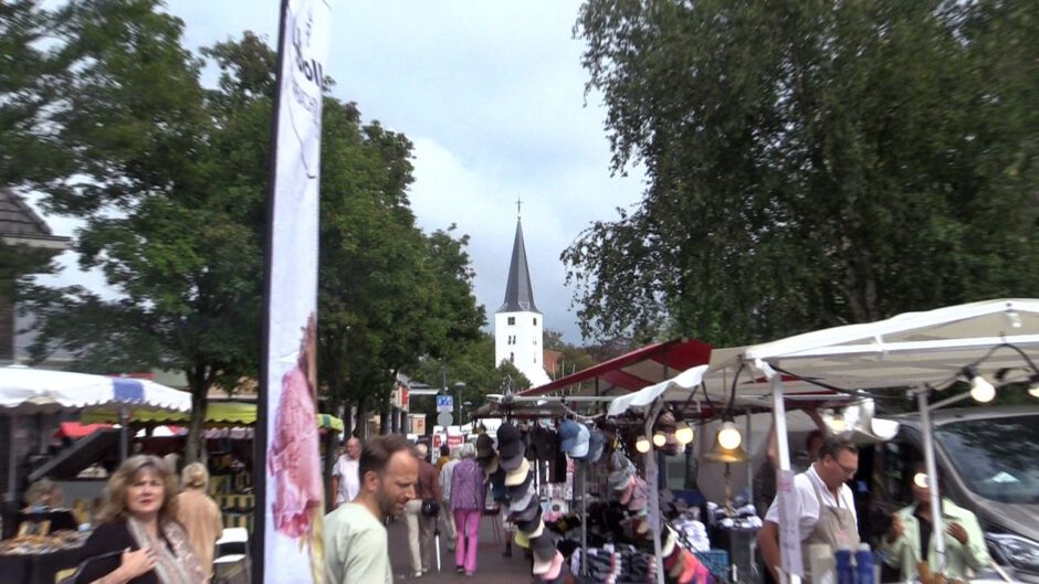 Drukte in Heiloo tijdens langste jaarmarkt van Noord-Holland