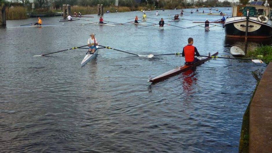 Lekker roeien onder de zon in Alkmaar