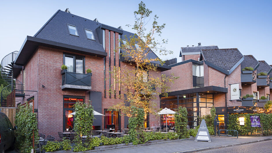 Michelinster voor Hotel Restaurant Merlet Schoorl en restaurant Apicius in Bakkum