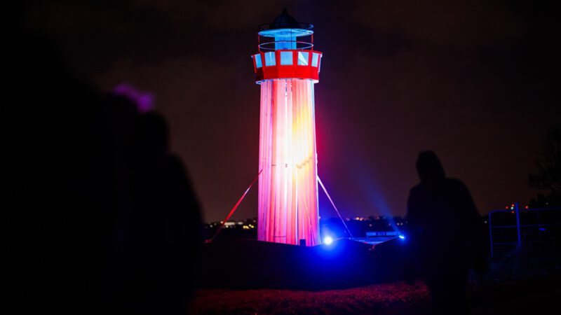 Fjoertoer Egmond verduurzaamt lichtacts met hulp van provincie Noord-Holland