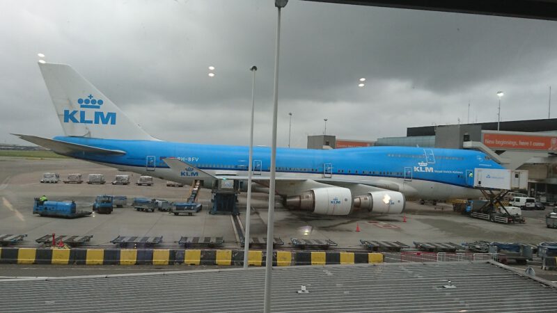 KLM schrapt tientallen vluchten op Schiphol door storm Conall