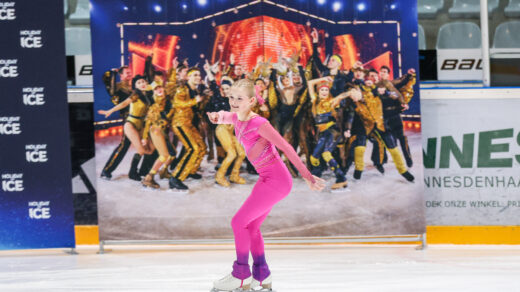 Summer Wijkhuizen uit Alkmaar schittert tijdens Holiday on Ice-première