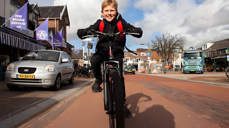 Veilig fietsprogramma voor scholieren en ouderen